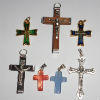 Croix et pendentifs religieux