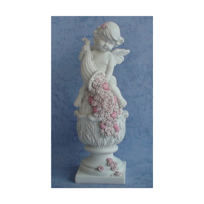 Statue Ange avec fleur roses et corne d'abondance